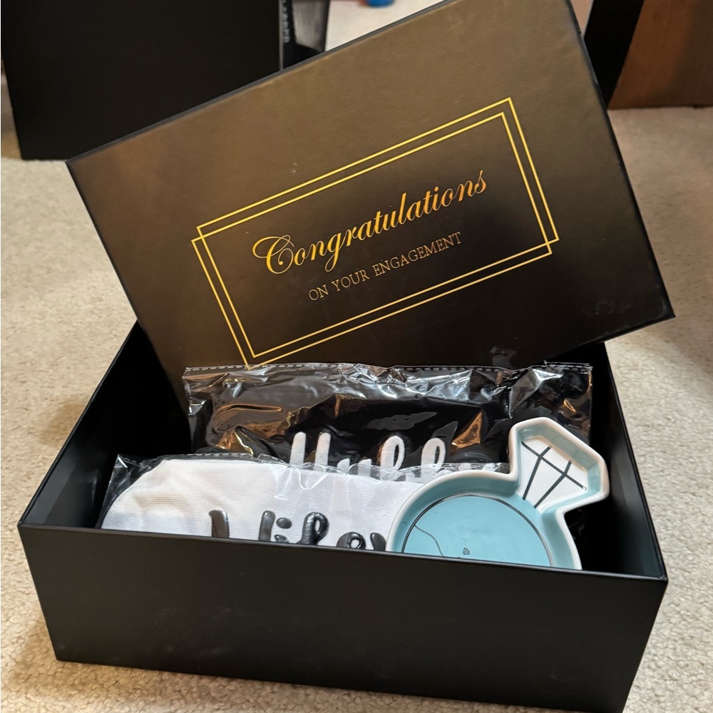 Engagement Gift Box with Blue Ring Dish